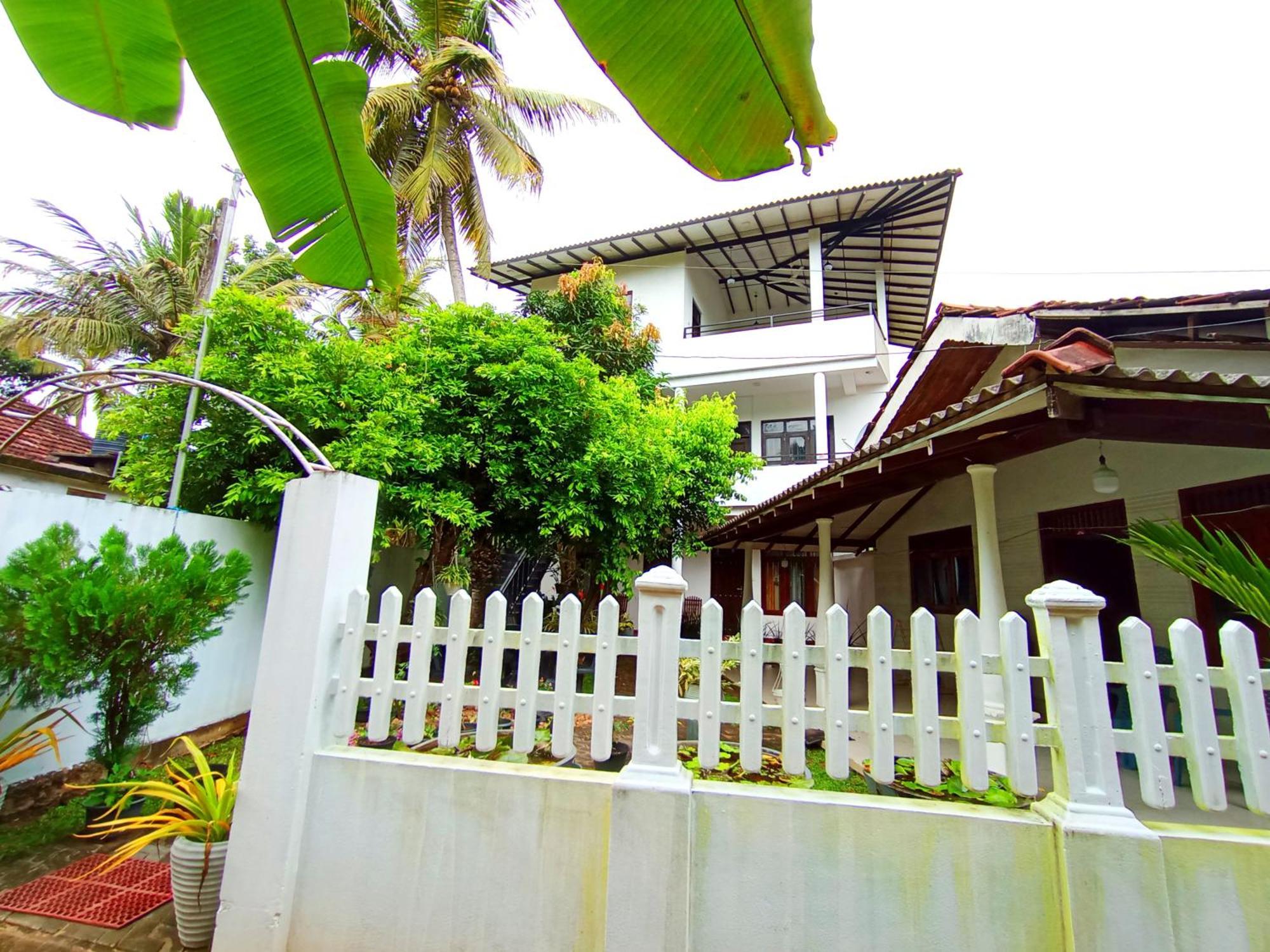 S & K Resort Mirissa Exterior foto